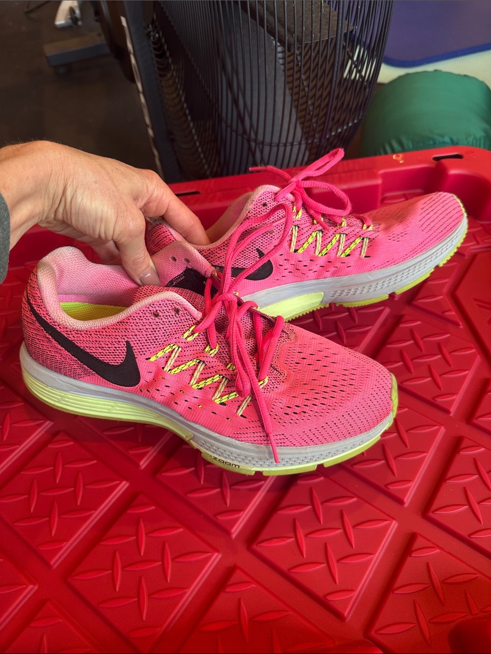 Nike Women’s Bright Pink Mesh Running Sneakers with Black Swoosh (Nike Zoom)